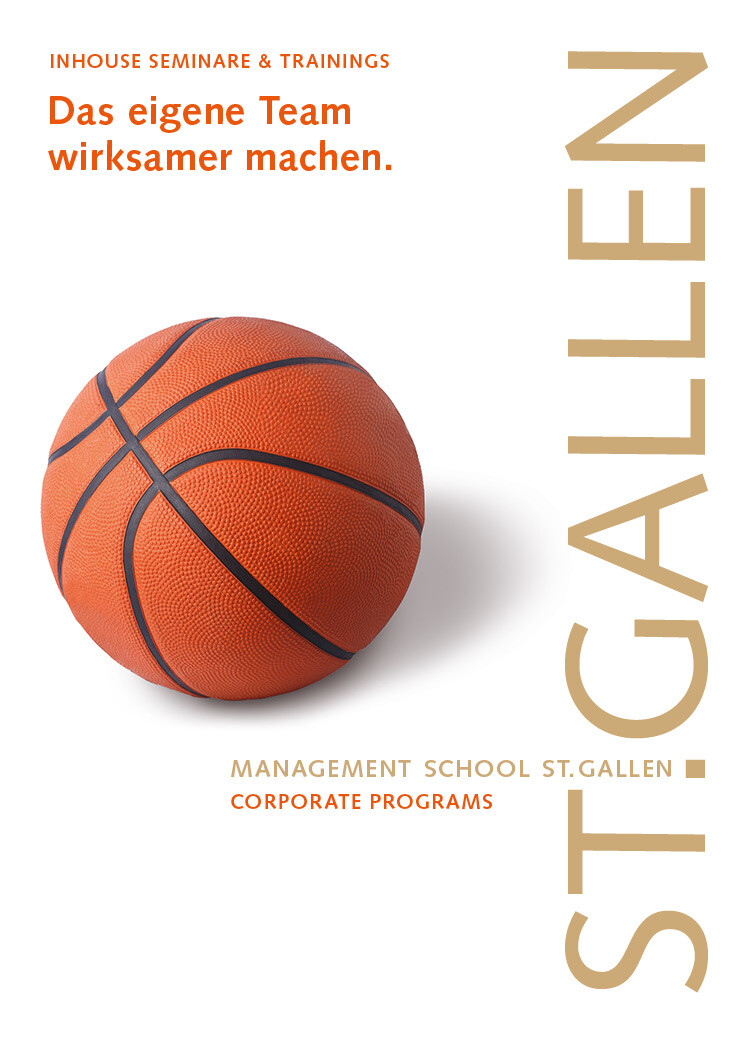 Deckblatt der Broschüre «Inhouse Seminare & Trainings» der Management School St.Gallen mit modernem Design und Logo.