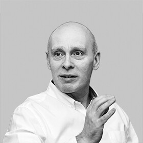 Porträt von Thomas Breitling, erfahrener Coach und Programmdirektor Sales & Marketing bei der Management School St.Gallen. 