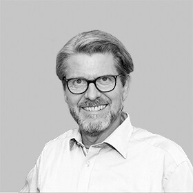 Porträt von Prof. Dr. Utho Creussen, erfahrener Coach und Programmdirektor Digital Leadership & Transformation bei der Management School St.Gallen. 