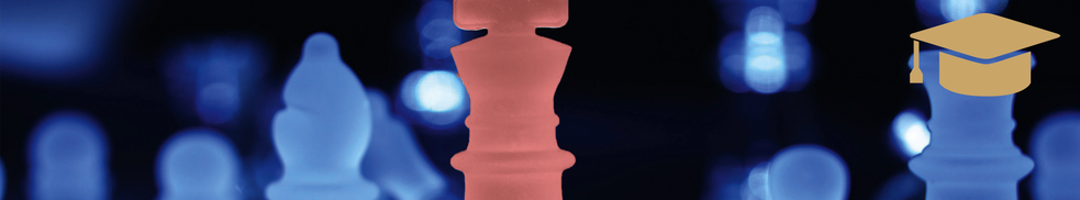 Headerbild mit leuchtenden Schachfiguren und einem hervorgehobenen roten König. Verweist auf das kombinierte Programm «St.Galler Change Management Program» der Management School St.Gallen, ein Qualifizierungsprogramm mit Zertifikat oder Diplom für Veränderungsmanagement.