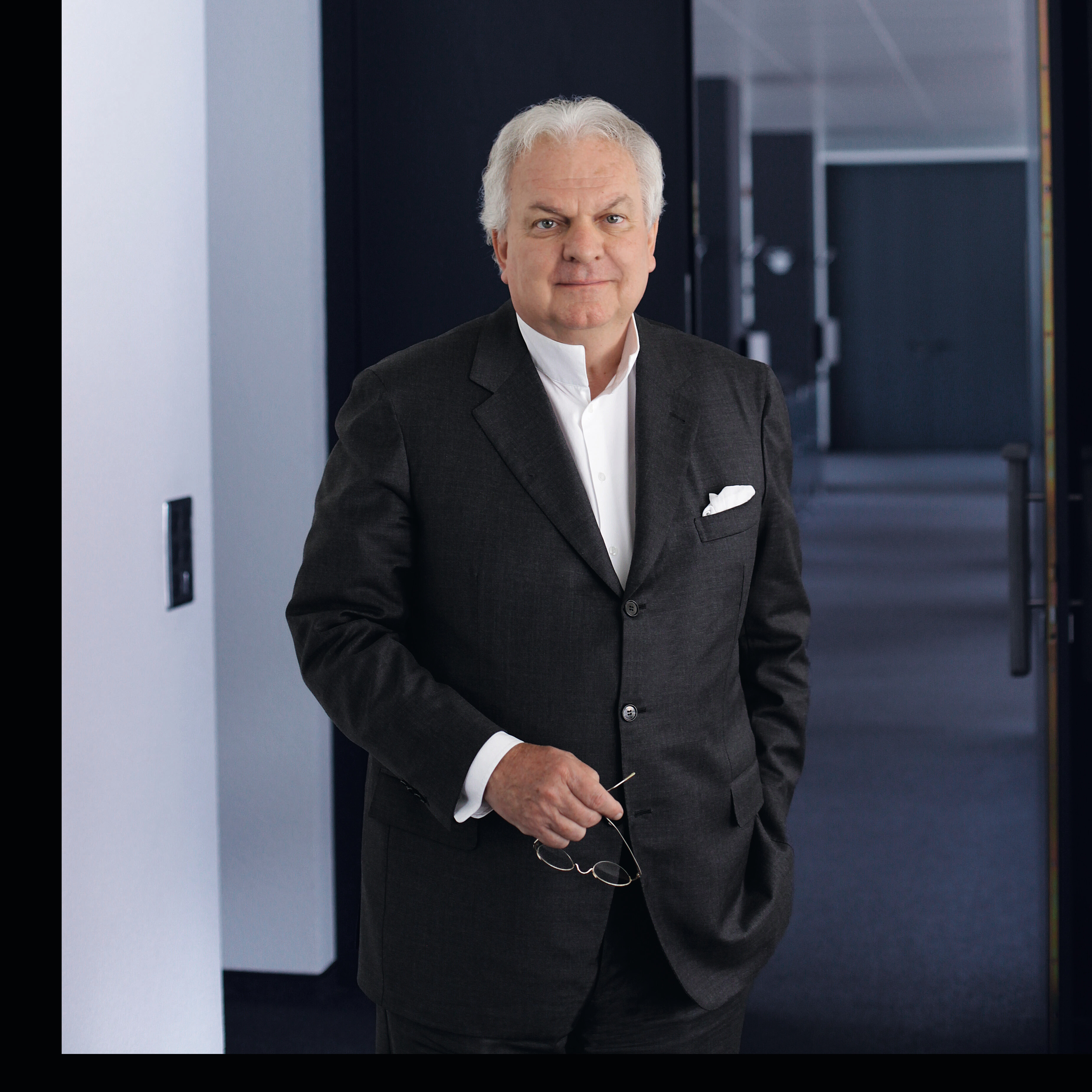 Portrait von Mac Rohrbach, CEO der Management School St.Gallen Ansprechpartner für Publikationen.