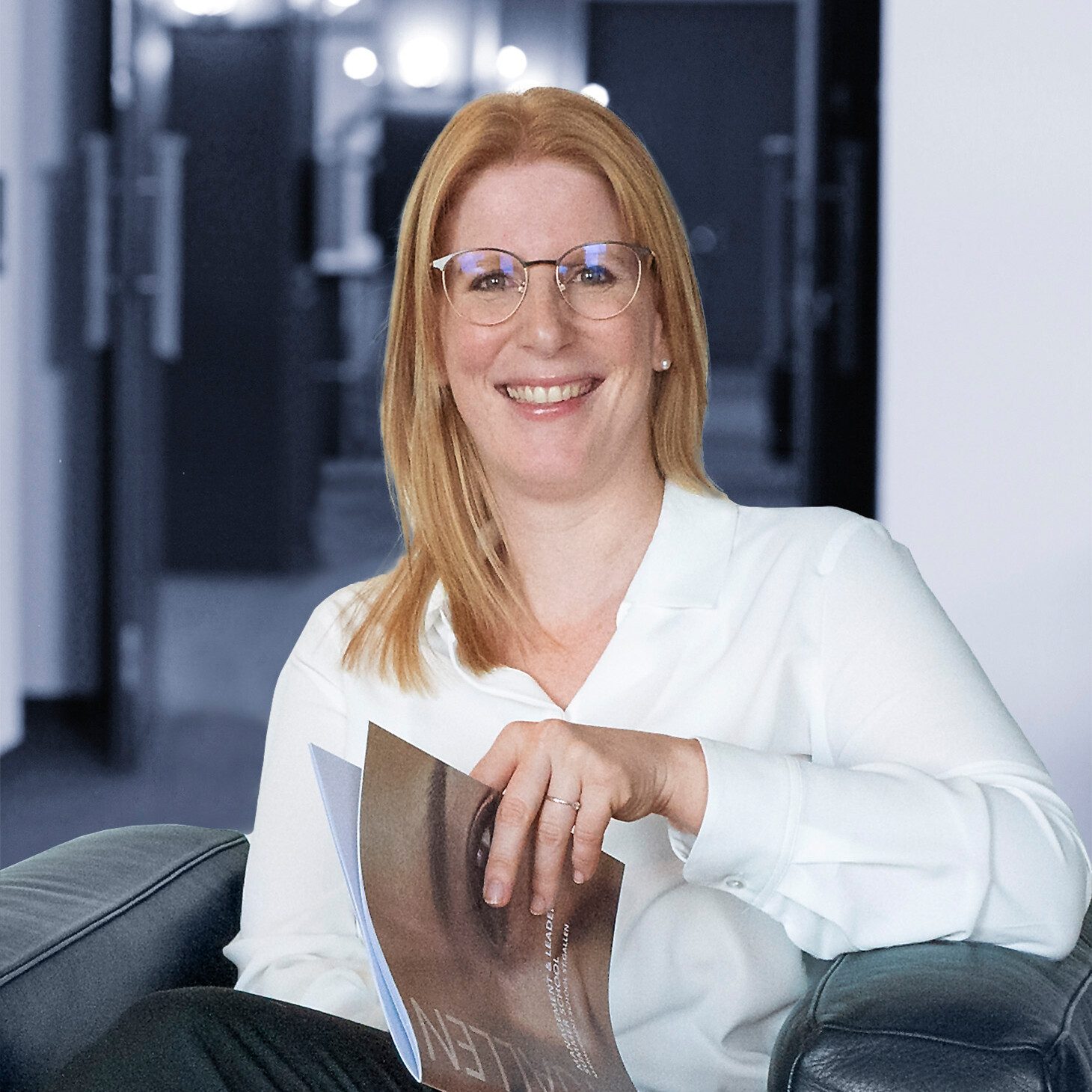 Portrait von Andrea Garofano, Ansprechpartnerin für die Organisation von Corporate Programs bei der Management School St.Gallen.